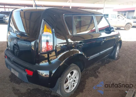 2011 Kia Soul + из США, поврежденный, VIN KNDJT2A20B7232289